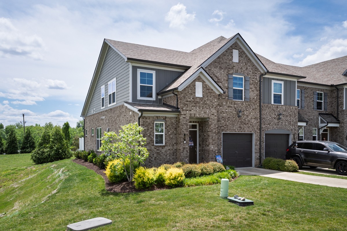 23 Holland Ridge Circle Lebanon, TN 37090 - Photo 2 of 40 Gallery Image 2