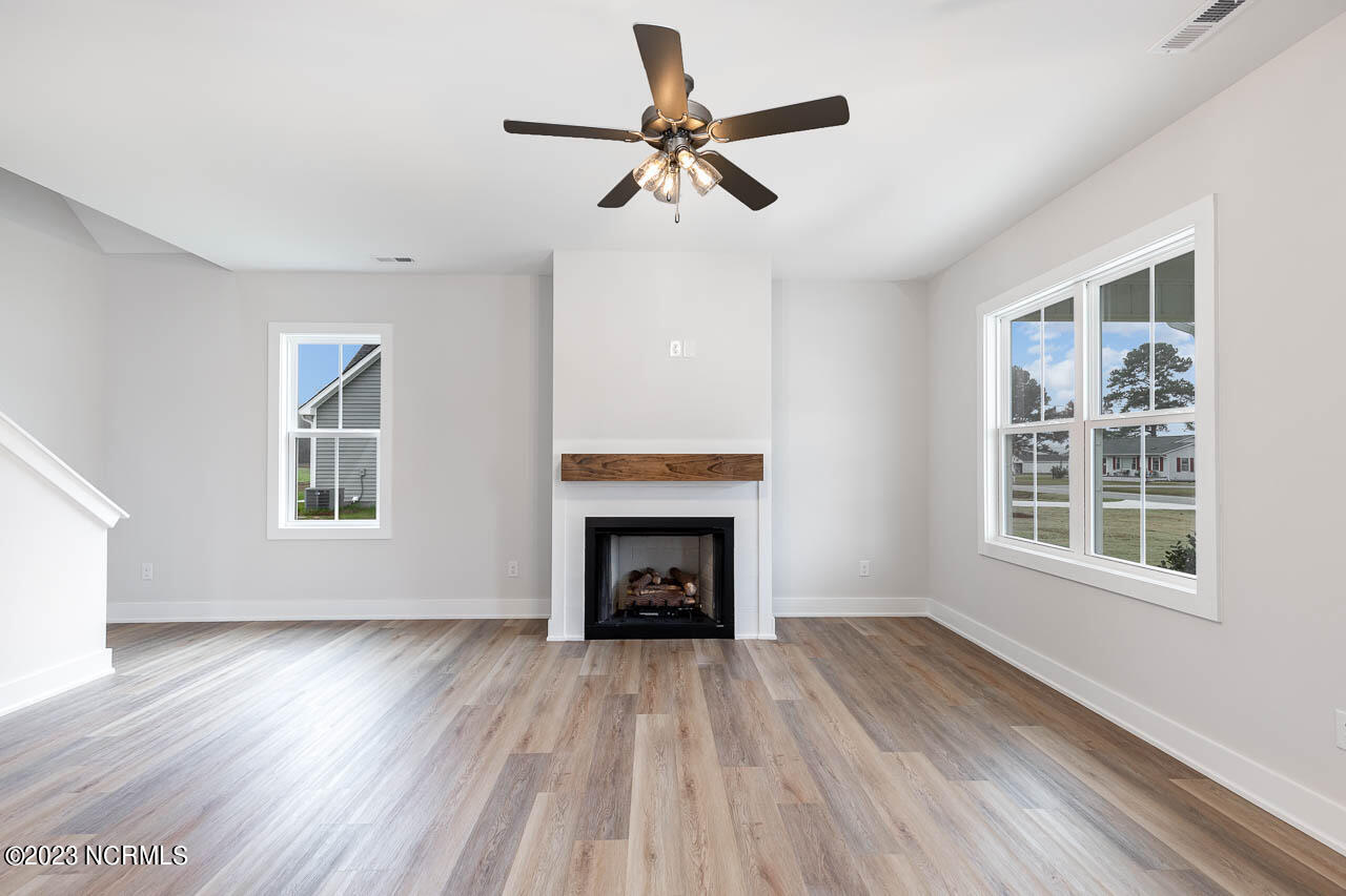 418 Davis Mill Road Selma, NC 27576 - Photo 3 of 18 1-Edit