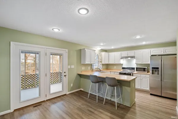 $399,000 | 1063 South Colchester Court, Bloomington, IN 47401