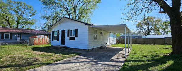 $77,500 | 81 Creek Circle, McClure, IL 62957