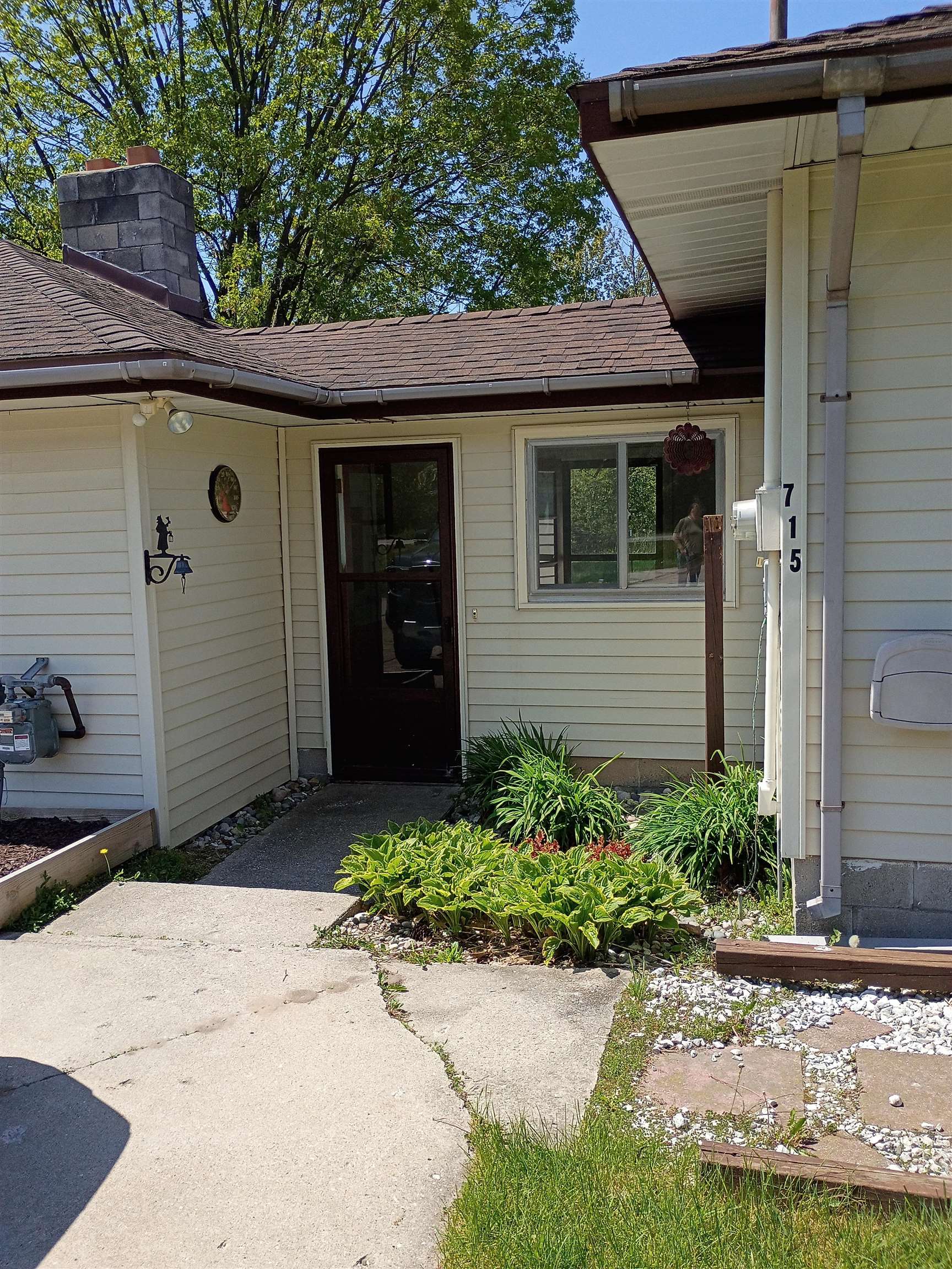 715 Monument Road East Tawas, MI 48730 - Photo 2 of 31