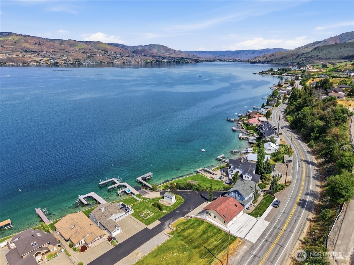 1496 South Lakeshore Road Chelan, WA 98816 - Photo 40 of 40