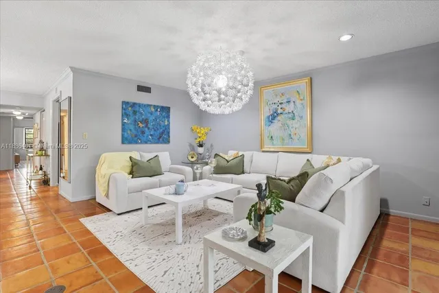 $639,900 | 400 Northwest 127th Avenue, Unit 13 & 14, Plantation, FL 33325