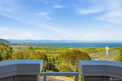 $1,338,000 | 153 Golden Eagle Lane, Brisbane, CA 94005