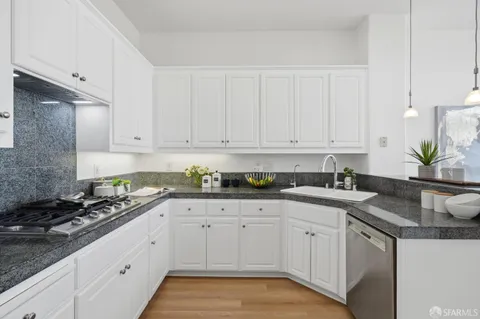 $1,338,000 | 153 Golden Eagle Lane, Brisbane, CA 94005