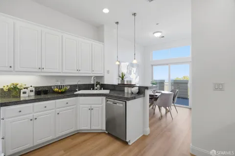 $1,338,000 | 153 Golden Eagle Lane, Brisbane, CA 94005