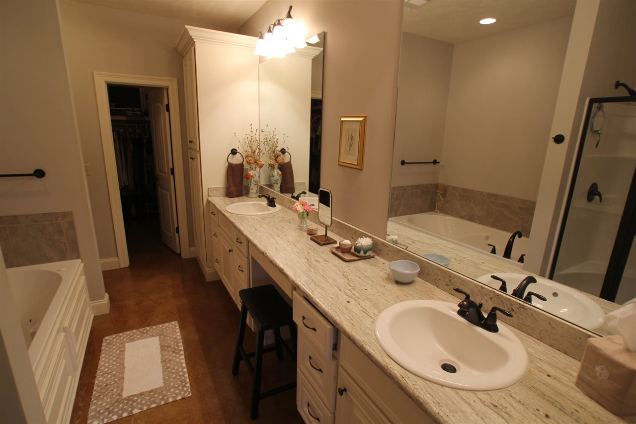 417 Greenfield Ridge Circle Brandon, MS 39042 - Photo 17 of 28 Photo 17