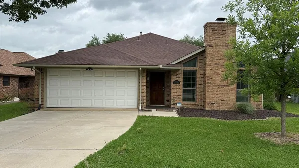 $2,450 | 1535 Raleigh Drive, Carrollton, TX 75007