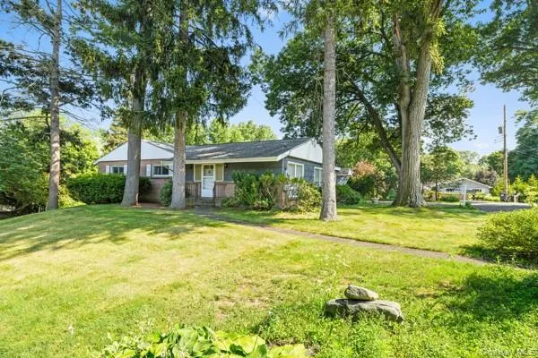 $430,000 | 9 Beech Street, Balmville, NY 12550