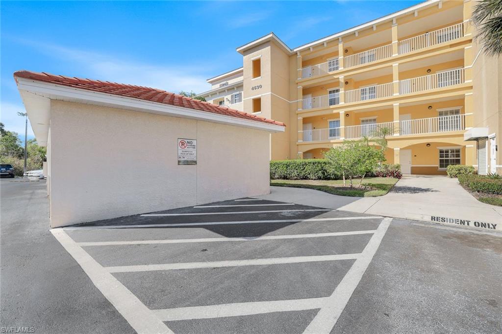 4530 Botanical Pl Circle, Unit 103 Naples, FL 34112 - Photo 27 of 32