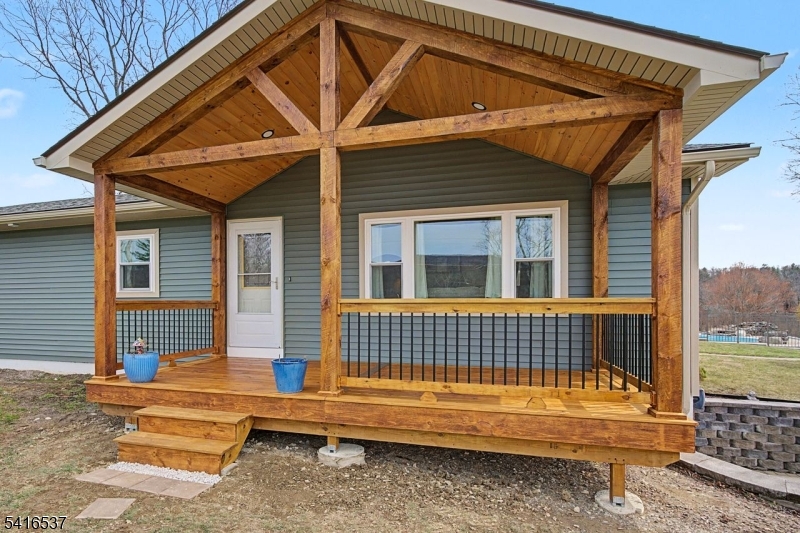 120 Mudtown Road Wantage, NJ 07461 - Photo 4 of 47