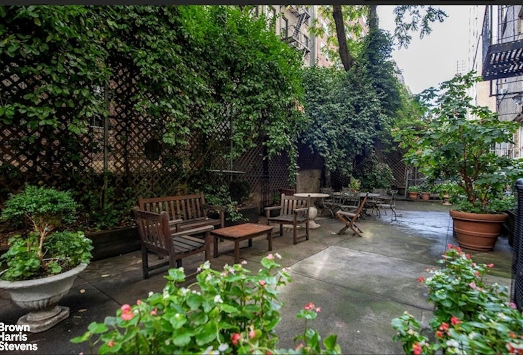 340 East 72nd Street, Unit 2N Manhattan, NY 10021 - Photo 11 of 14