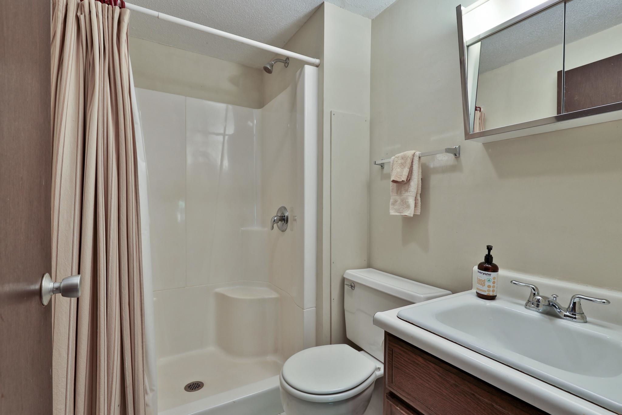 1093 Middle Hollow Road Rochester, VT 05767 - Photo 14 of 42