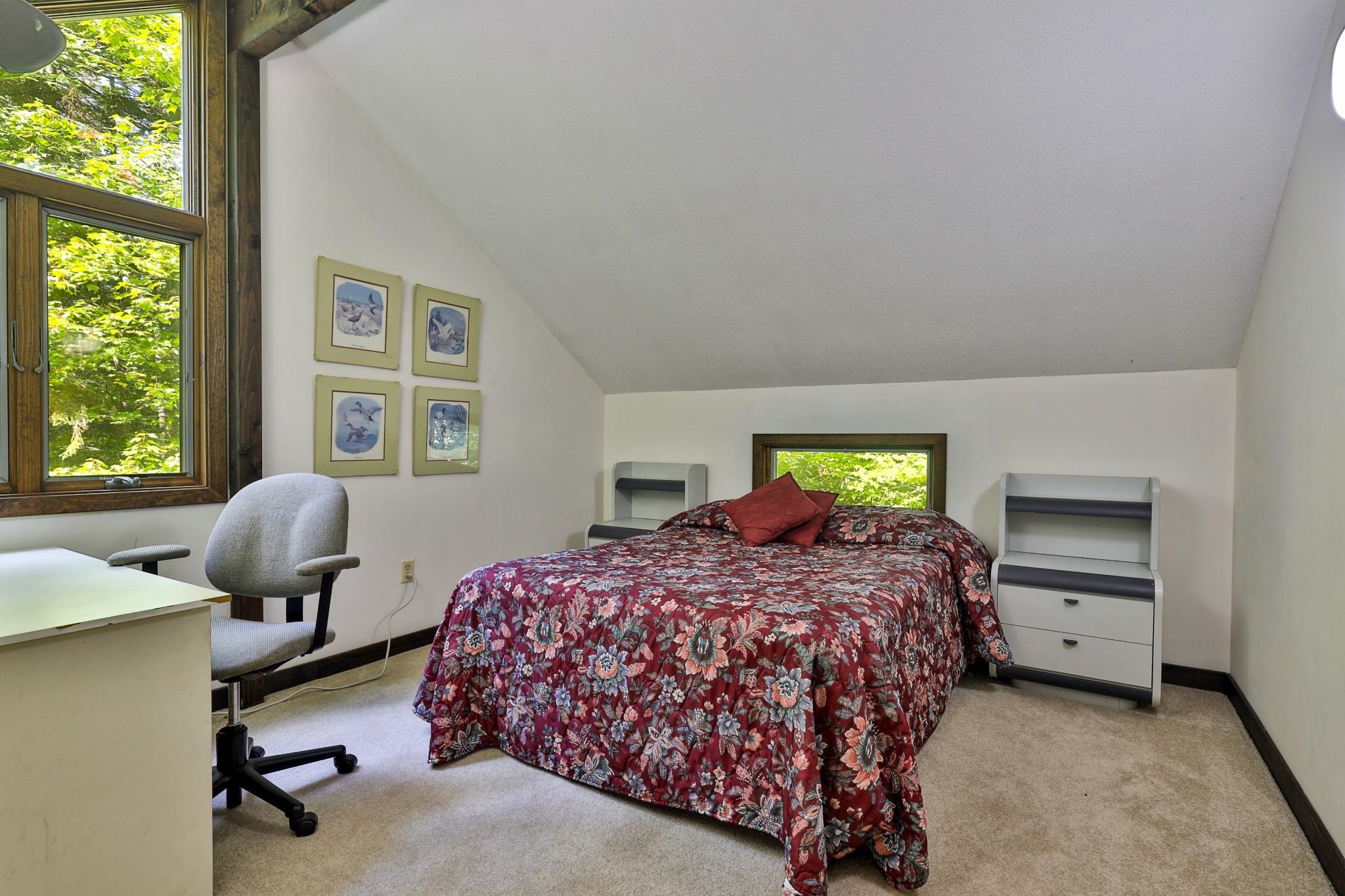 1093 Middle Hollow Road Rochester, VT 05767 - Photo 17 of 42