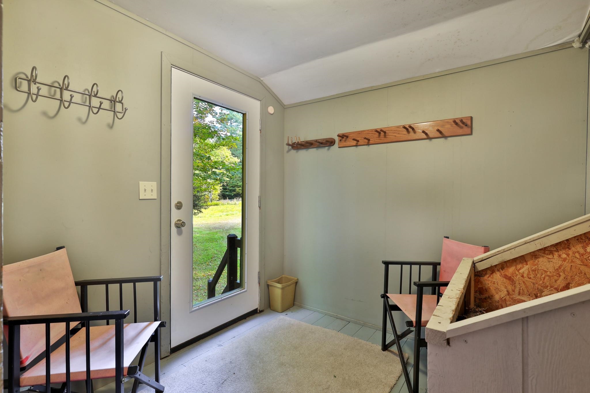 1093 Middle Hollow Road Rochester, VT 05767 - Photo 2 of 42