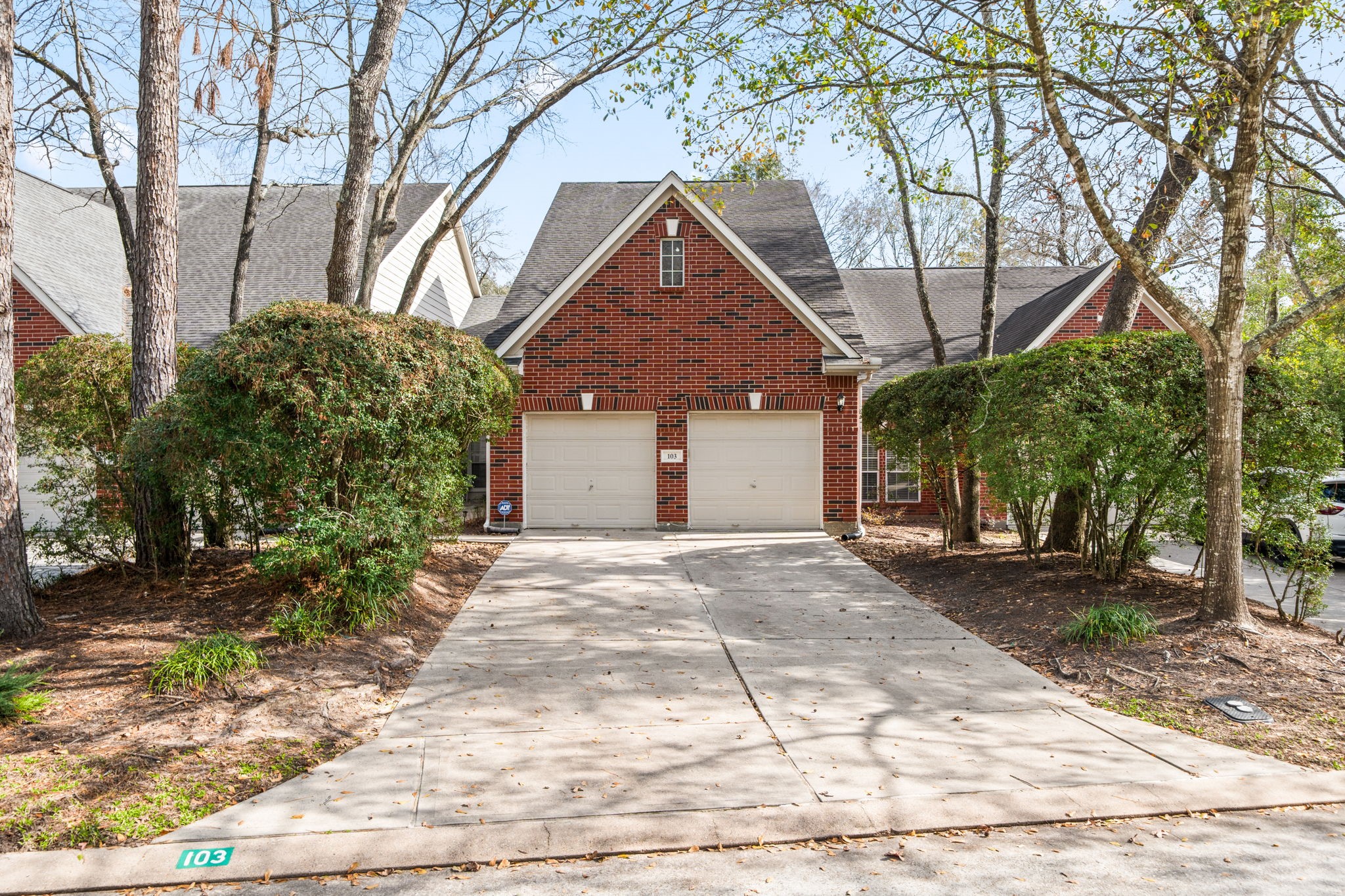 103 South Piper Trace Spring, TX 77381 - Photo 1 of 35