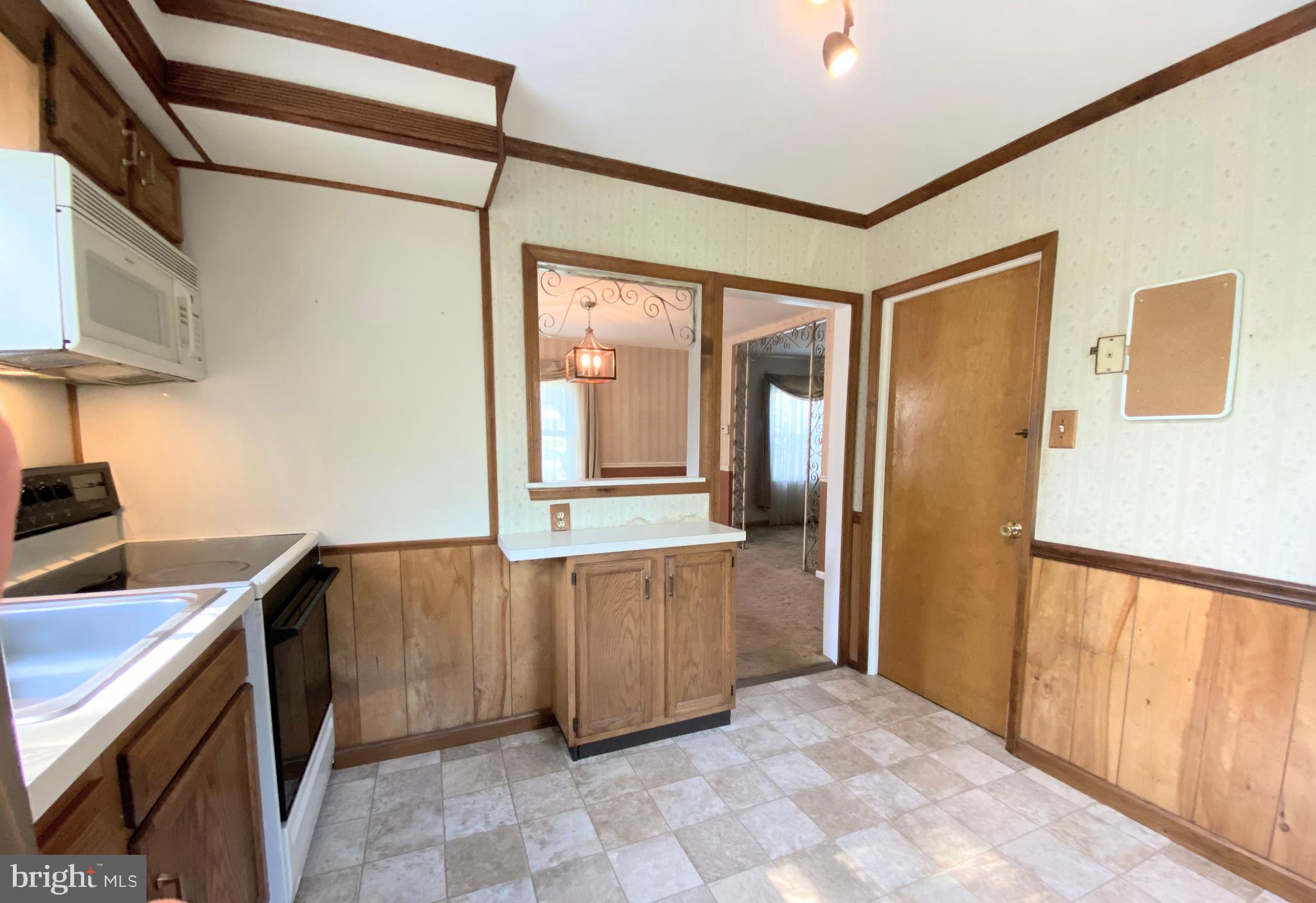 2225 Mill Road Upper Chichester, PA 19061 - Photo 21 of 26 Kitchen