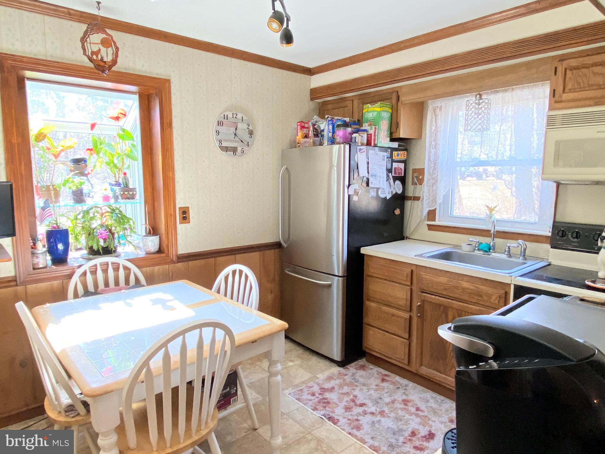 2225 Mill Road Upper Chichester, PA 19061 - Photo 6 of 26 Kitchen