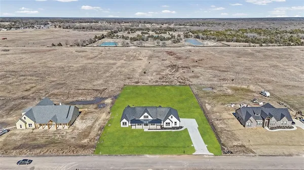 $539,000 | 3093 Willow Road, Celeste, TX 75423