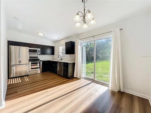 $2,500 | 2001 Conway Gardens Road, Orlando, FL 32812