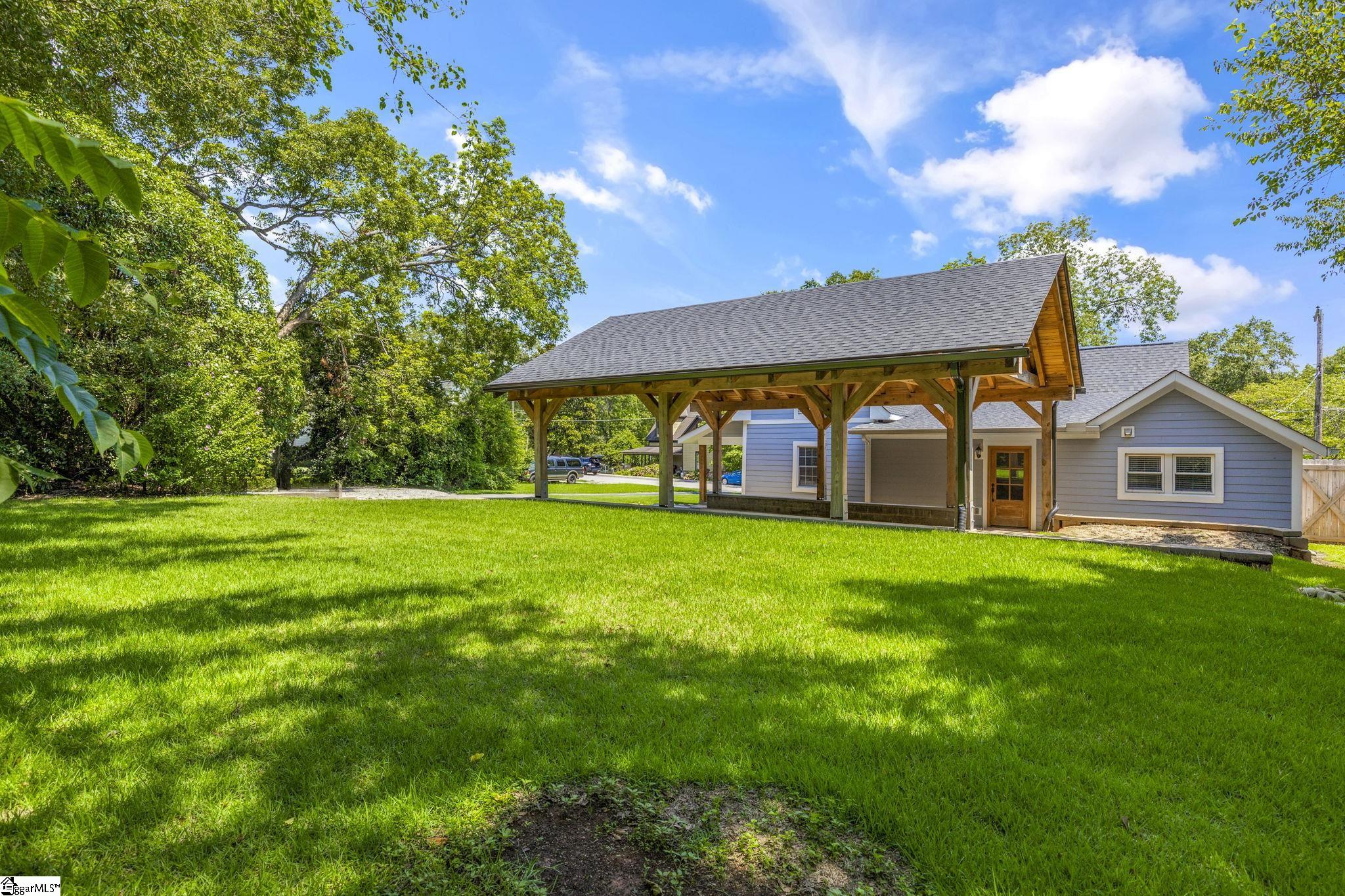 508 Johnson Street Pickens, SC 29671 - Photo 2 of 36