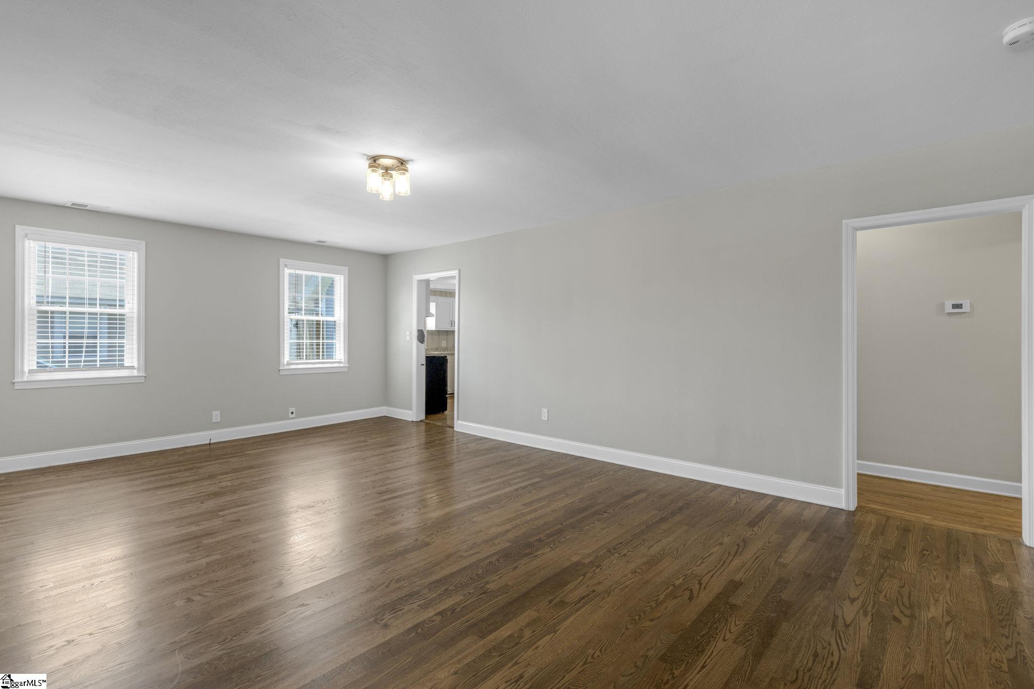 508 Johnson Street Pickens, SC 29671 - Photo 10 of 36