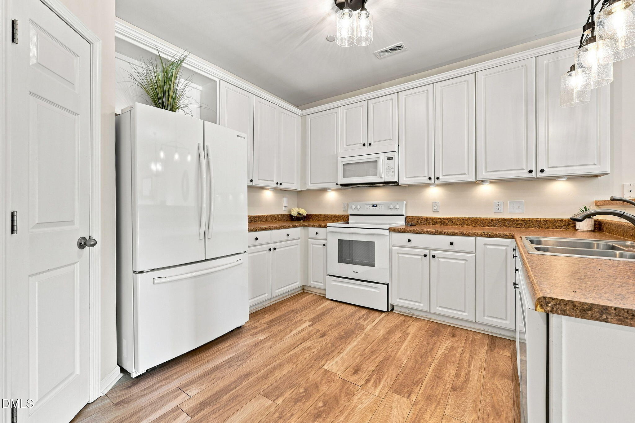 311 Springfork Drive Cary, NC 27513 - Photo 15 of 50 20-web-or-mls-IMG_5880_edit