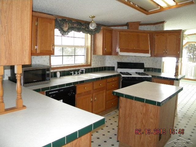 5940 West Freeland Road Freeland, MI 48623 - Photo 5 of 14