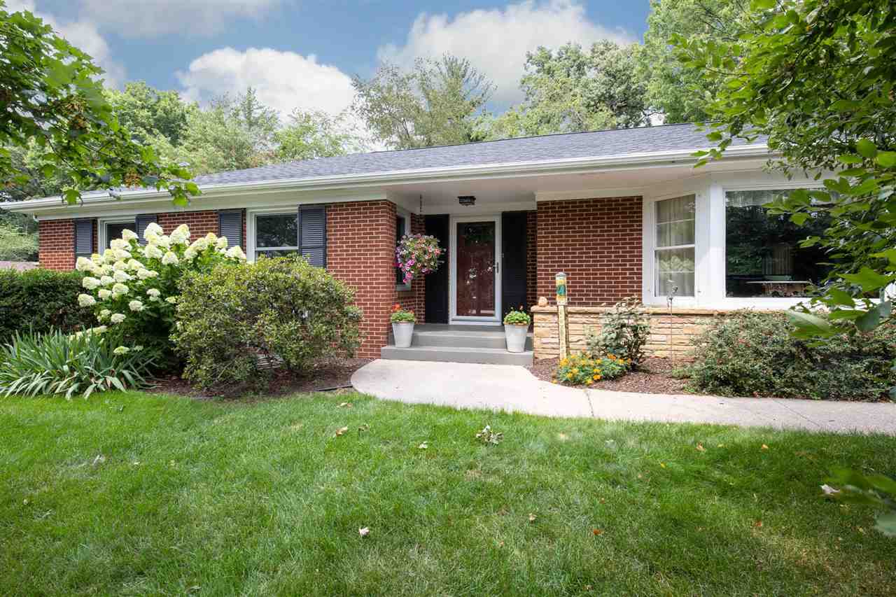 4716 Spring Creek Road Rockford, IL 61114 - Photo 1 of 50 front view of a house with a yard