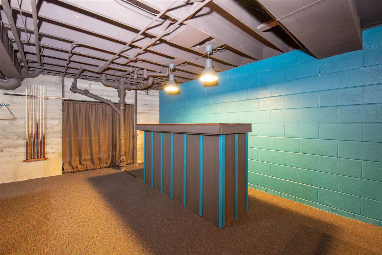 4716 Spring Creek Road Rockford, IL 61114 - Photo 28 of 50 a view of a room with a garage