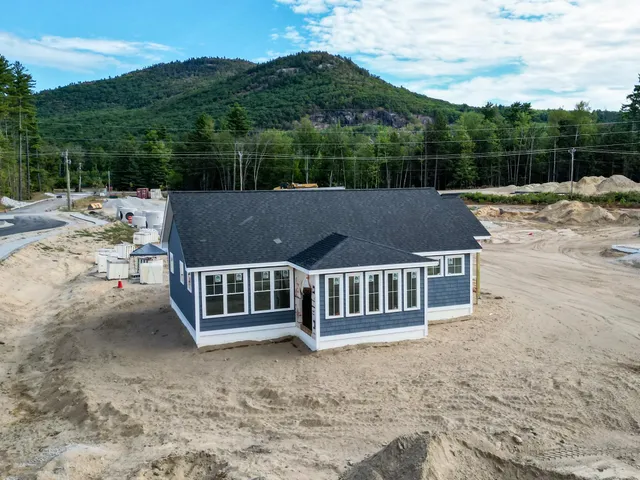 $750,000 | 93 Whispering Pines Place, Unit 12, Center Conway, NH 03813