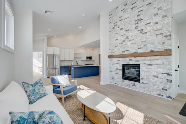 $750,000 | 93 Whispering Pines Place, Unit 12, Center Conway, NH 03813