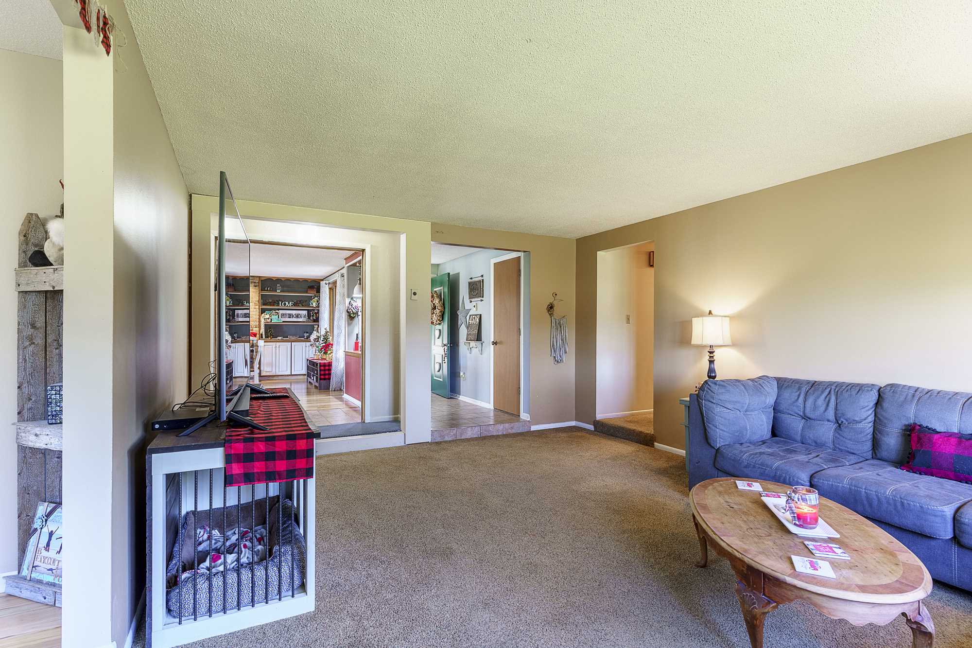 4518 West Division Road Huntington, IN 46750 - Photo 5 of 36 Gallery Image 5