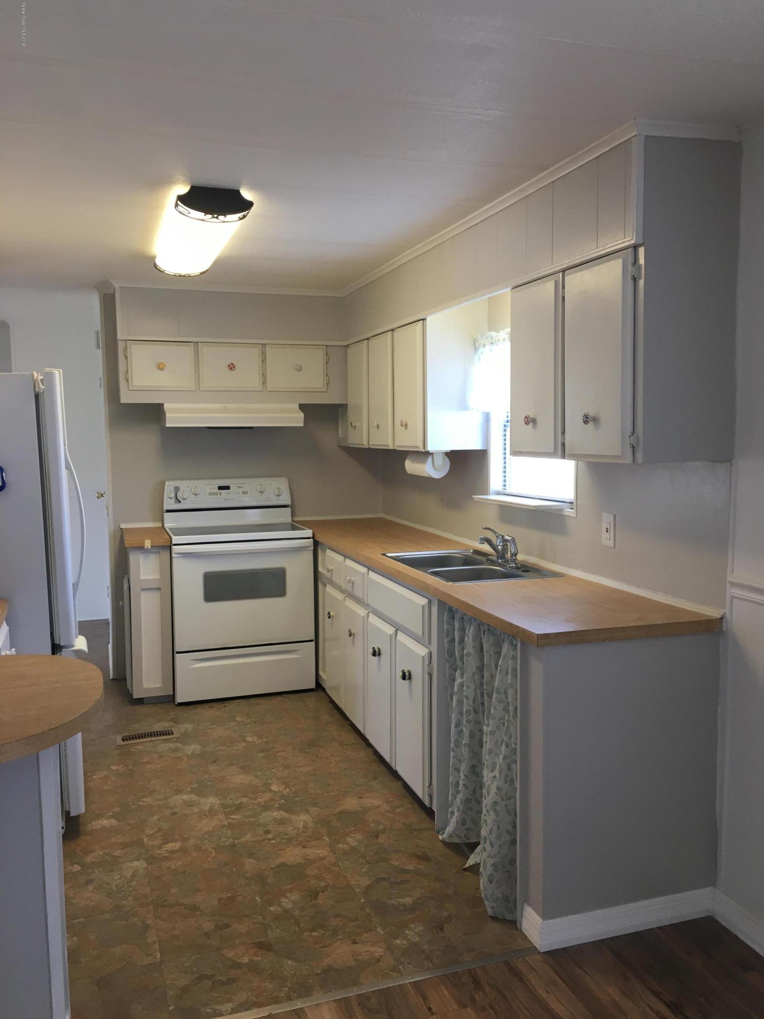 2510 Amberly Road Northeast Palm Bay, FL 32905 - Photo 6 of 20 Kitchen