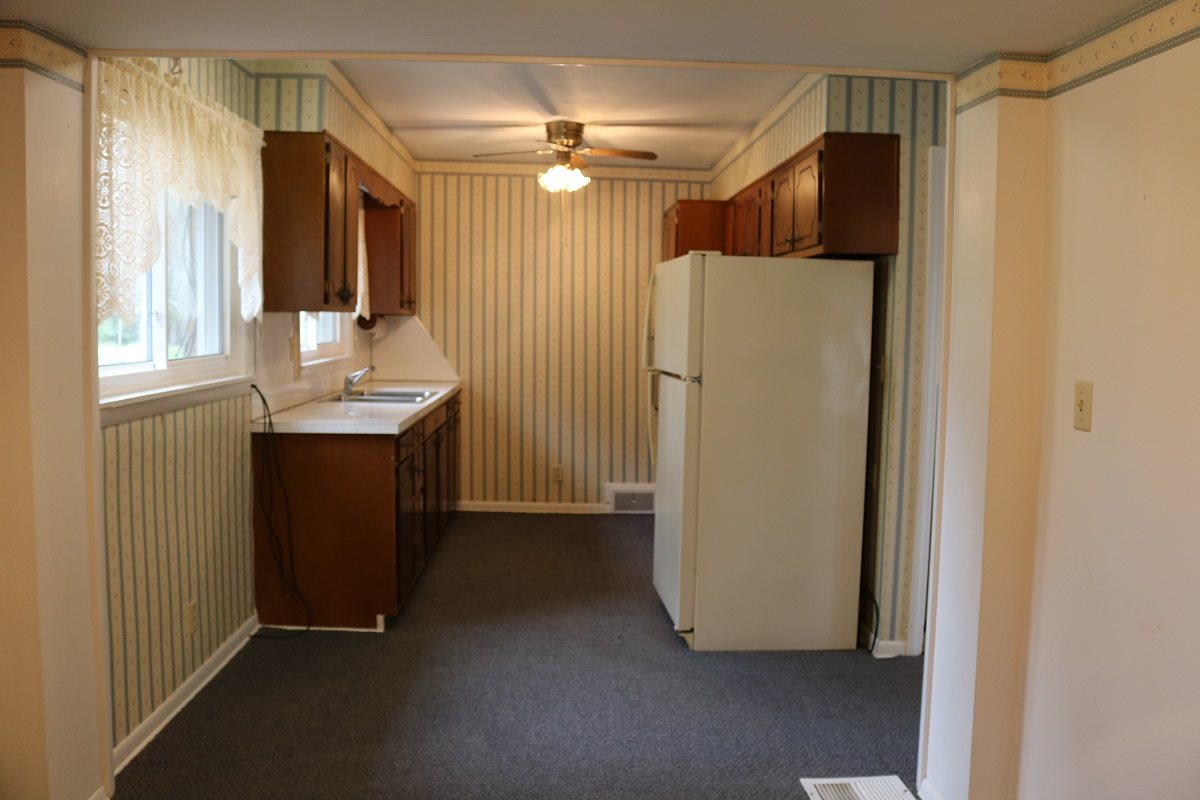 5221 North Luce Road Alma, MI 48801 - Photo 5 of 30 1854956-6.JPG