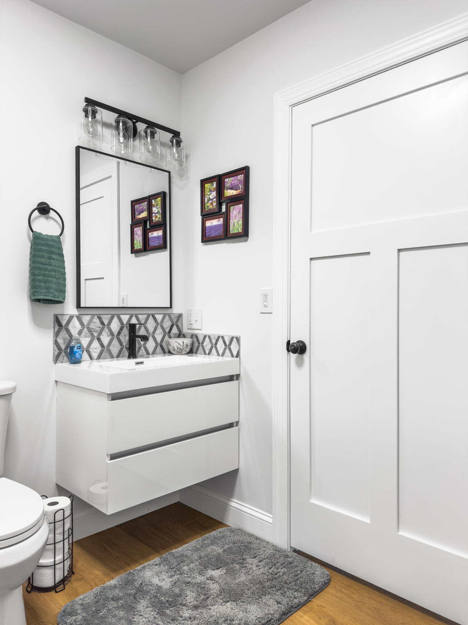 318 Townhouse Road Kenduskeag, ME 04450 - Photo 20 of 35 Townhouse Rd Interiors-23
