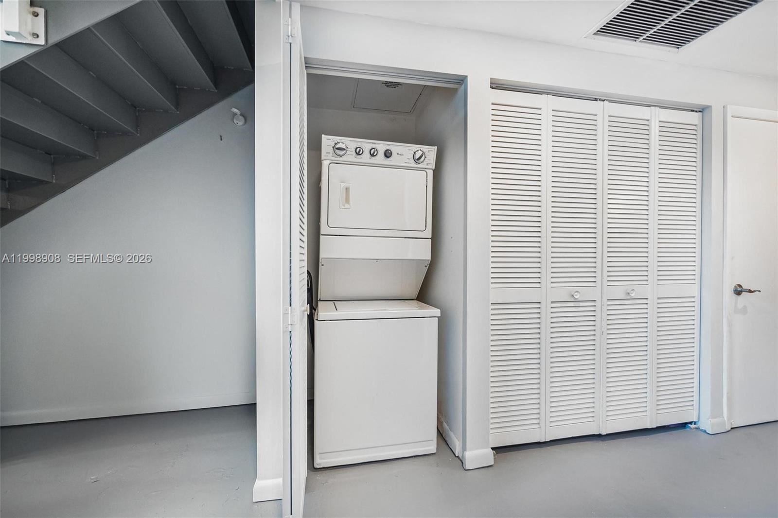 244 Biscayne Boulevard, Unit 445 Miami, FL 33132 - Photo 18 of 35 a view of washer and dryer