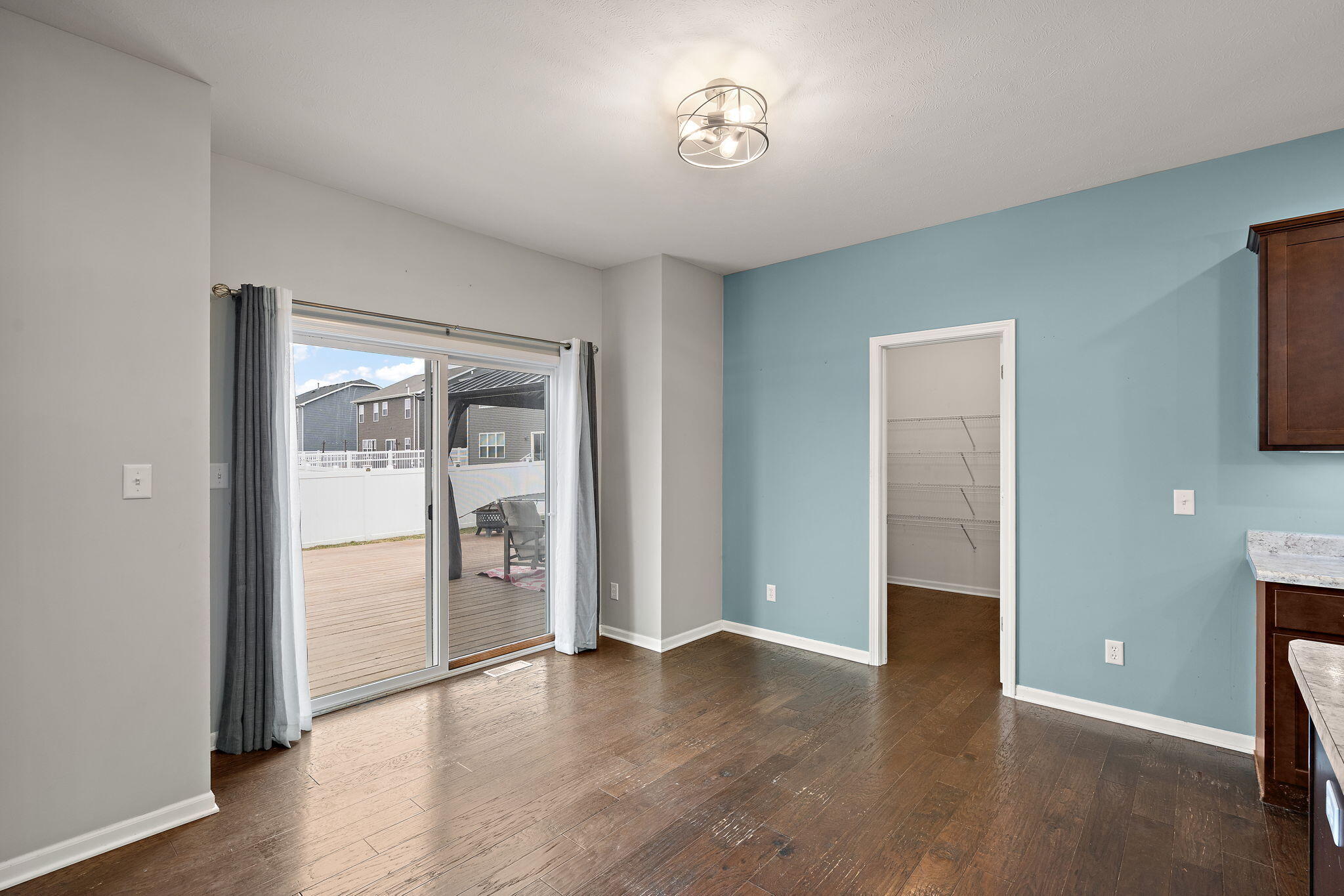 727 East 118th Avenue Crown Point, IN 46307 - Photo 12 of 59 2048x1365