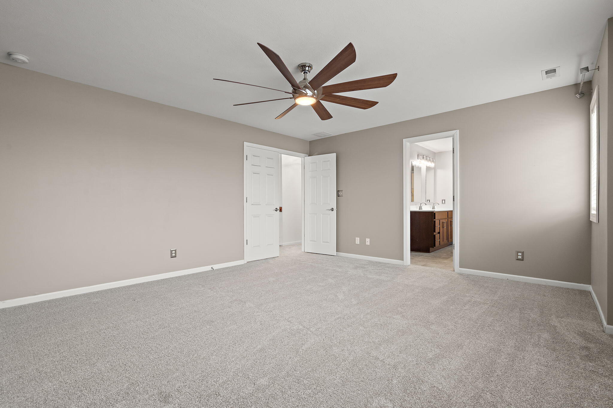 727 East 118th Avenue Crown Point, IN 46307 - Photo 28 of 59 2048x1365