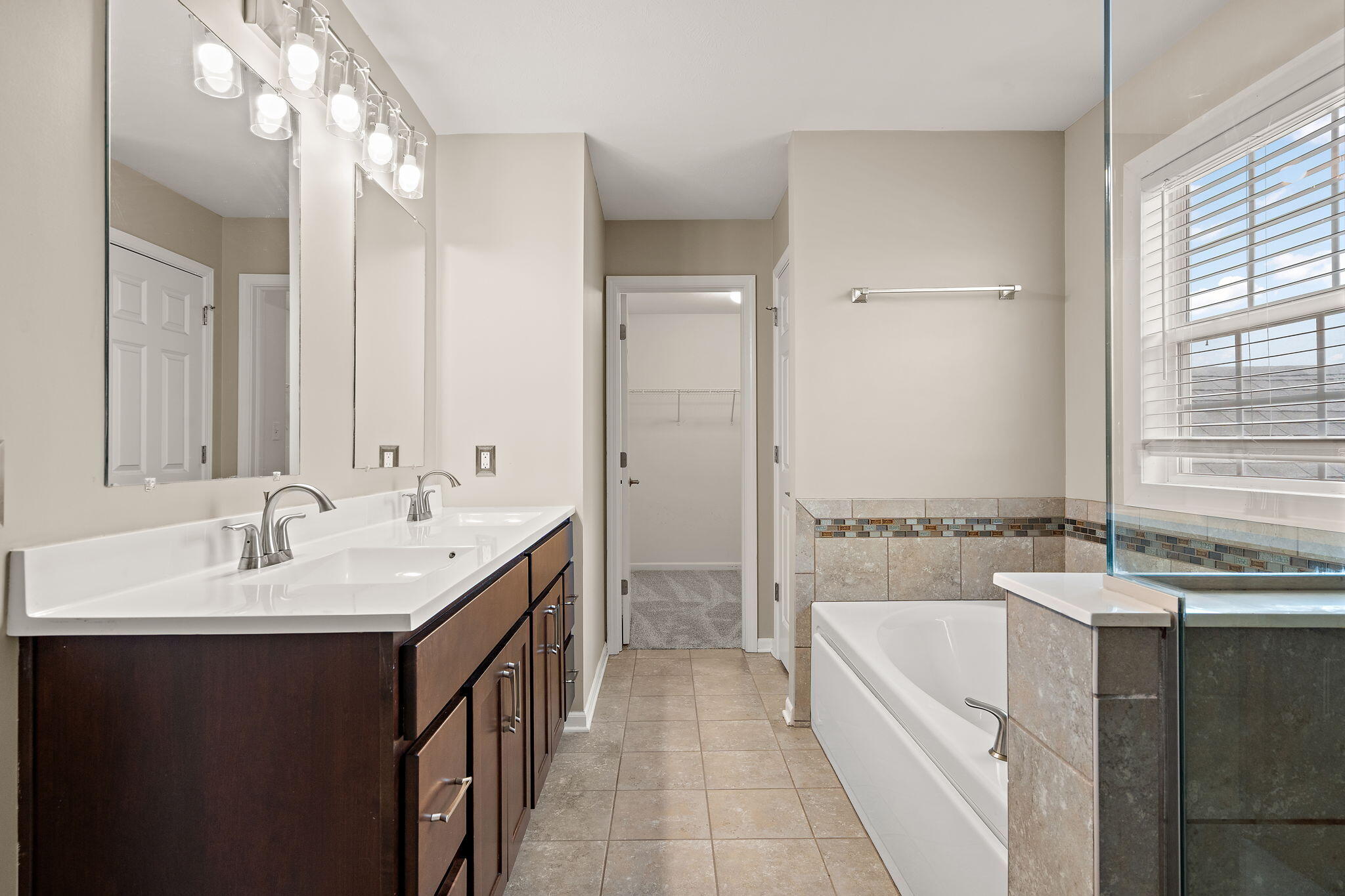 727 East 118th Avenue Crown Point, IN 46307 - Photo 29 of 59 2048x1365