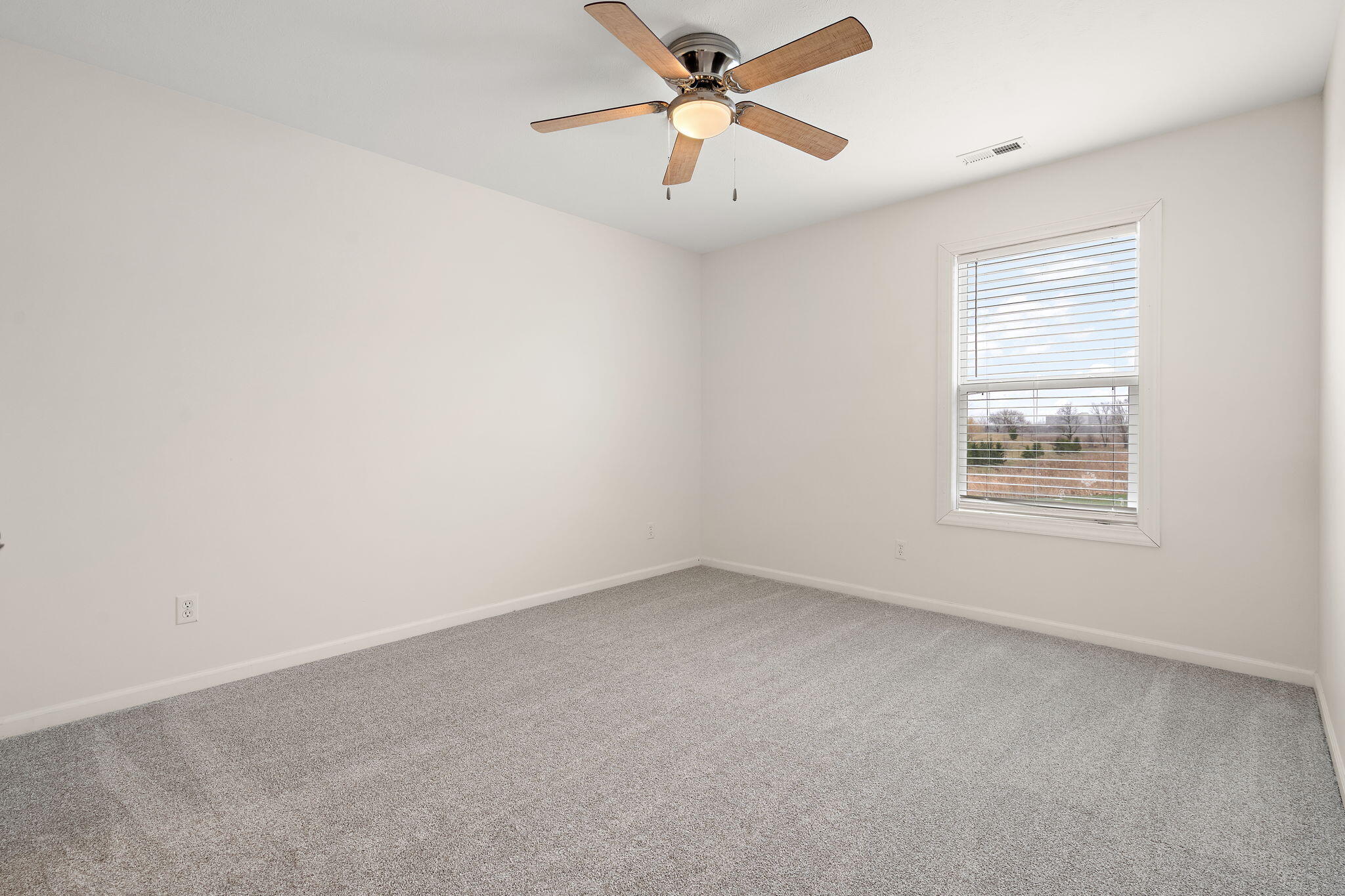 727 East 118th Avenue Crown Point, IN 46307 - Photo 34 of 59 2048x1365