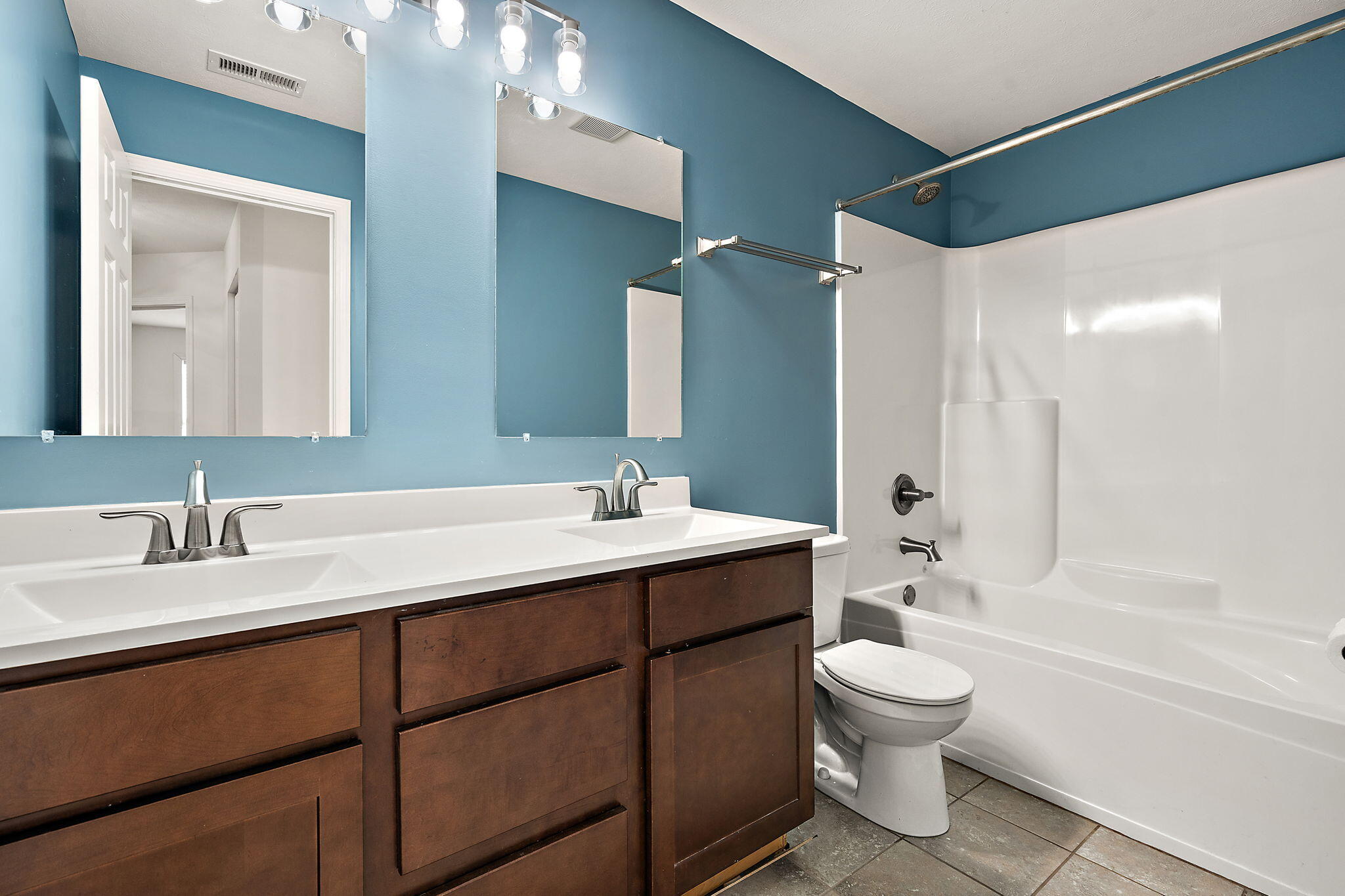 727 East 118th Avenue Crown Point, IN 46307 - Photo 35 of 59 2048x1365