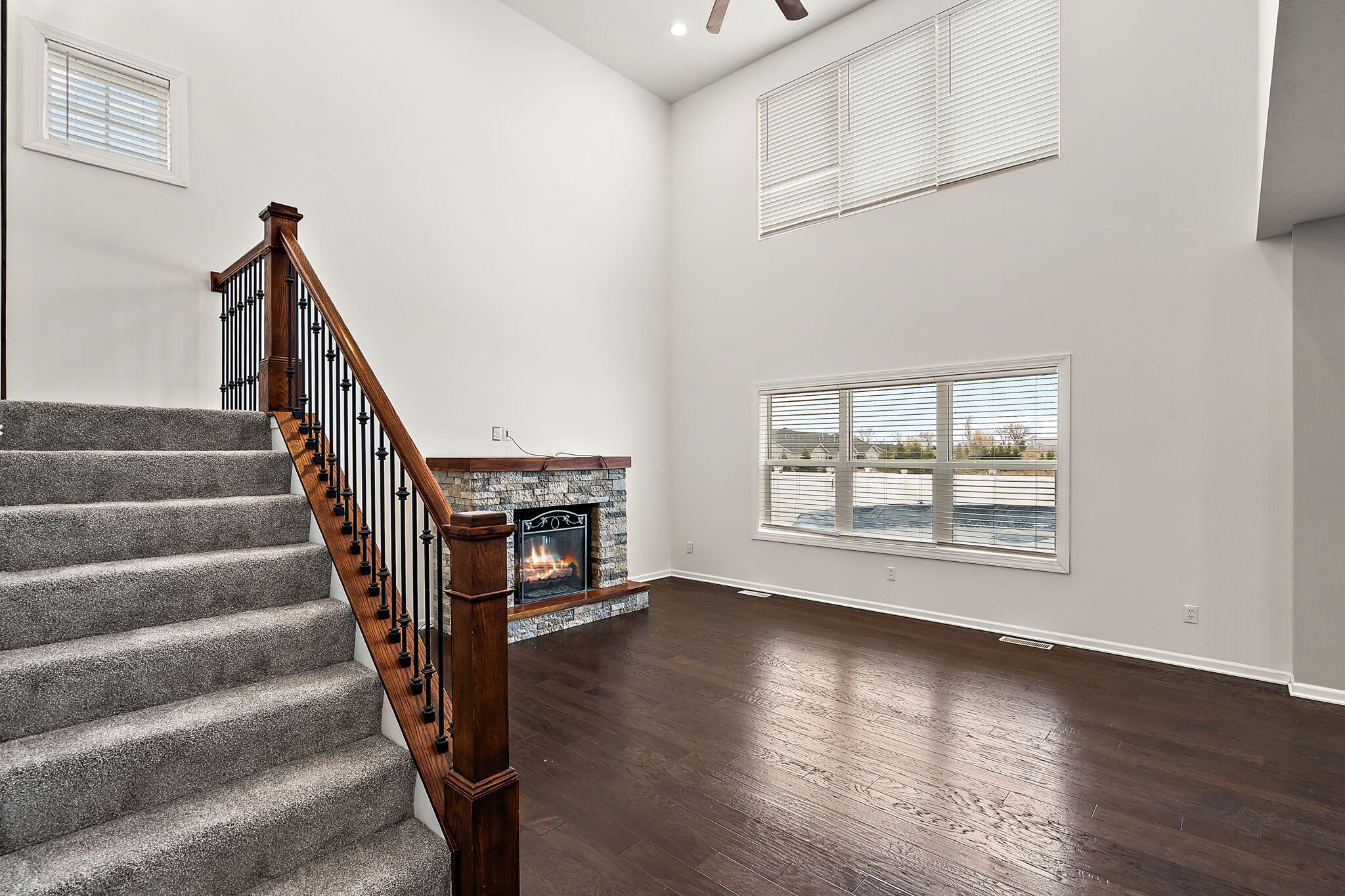 727 East 118th Avenue Crown Point, IN 46307 - Photo 7 of 59 2048x1365