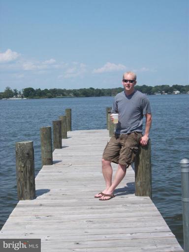 4068 Beach Road Dundalk, MD 21222 - Photo 2 of 16 Your private 100ft pier for crabbing/fishing
