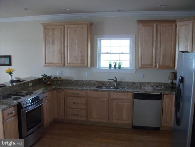 4068 Beach Road Dundalk, MD 21222 - Photo 16 of 16 gourmet kitchen with open floorplan