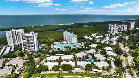 $590,000 | 5817 Glencove Drive, Unit 405, Naples, FL 34108
