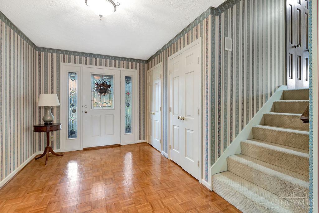 2502 Gardner Road Hamilton, OH 45013 - Photo 2 of 26