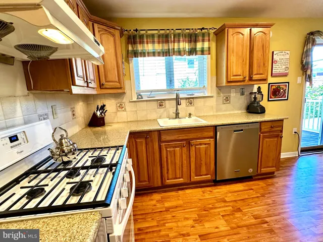 $349,000 | 3225 Kilburn Road, Philadelphia, PA 19114