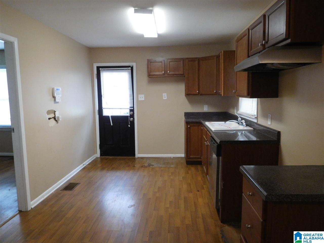 604 Ave J Bessemer, AL 35020 - Photo 11 of 30