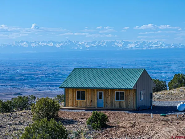 $339,000 | 16930 Oak Creek Road, Eckert, CO 81418